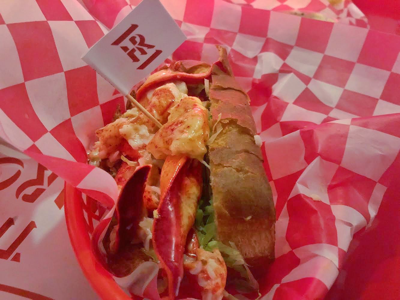 Lobster Roll.jpeg